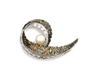 Vintage Sterling Silver Caviness Designer Pearl Color Brooch/pin