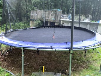 15 Foot Round & Durable Skywalker Blue Outdoor Trampoline W/ Protective Netting MUST REMOVE YOURSELF