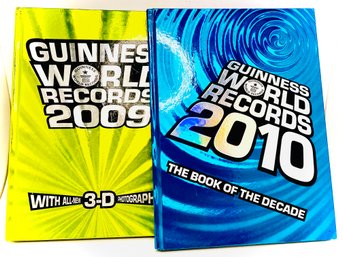 2 Guinness World Records Books