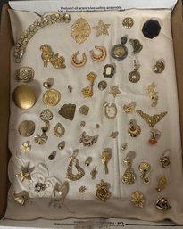 Mostly Gold Color Jewelry Single & Broken Pieces Single Ear Rings, Pins, Bracelet, Mini Face Clip. JJ/A4