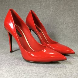 ($900 Retail Price) LOUIS VUITTON Eyeline Red Patent Leather Pumps Size 36-1/2 EUR OR 7 US - Like Brand New !