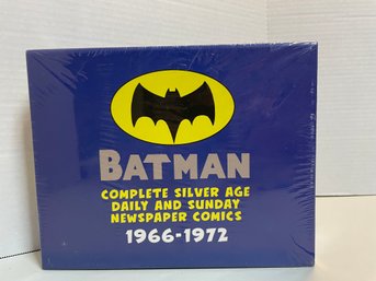 Batman , Complete Silver Age Daily And Sunday Newspaper Comics 1966-1972 . Sealed(#90)