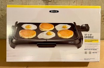 NIB Bella 10 Inch X 16 Inch Griddle- Makes 6 Eggs Or Pancakes BPA - PFOA Free - Non Stick