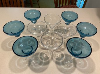 10 Plastic Margarita Cups 6 Blue And 4 Clear
