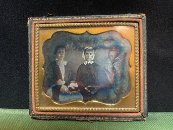 Early Photography #1: Rare Mid 1800s 1/4 Plate Daguerreotype: A Women And Her Two Daughters