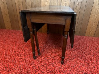 DROP LEAF TABLE