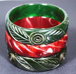 Lot Thee Antique Carved Bakelite Lime Juice And Red Bangle Bracelets