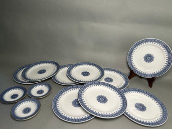 Antique 1905 Royal Worcester Boston Pattern Blue Border & Center Medallion Plates