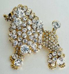 BEAUTIFUL WHITE RHINESTONE POODLE BROOCH