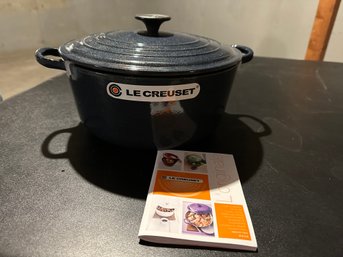 Le Creuset 5 1/2 Qt. Dutch Oven