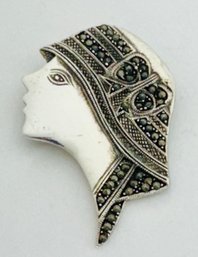 VINTAGE STERLING SILVER AND MARCASITE ART DECO STYLE LADY IN HAT BROOCH