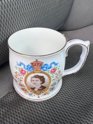 Commemorative Queen Elizabeth Coronation Fine Bone China Mug