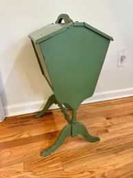 Beautiful Green Sewing Stand