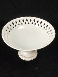 Golden Laurel Pedestal Dish