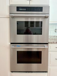 A 30' Thermador Stainless Steel Double Oven