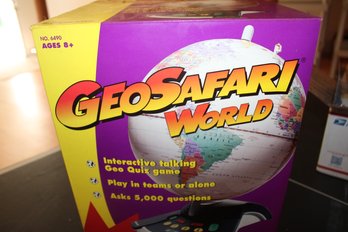 Explora Toy Geo Safari World
