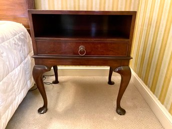 Kittinger Mahogany Nightstand / Side Table