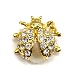 Vintage Gold Color Clear Stones With Pearl Color Large Bead Lady Bug Brooch/pin