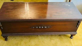 Vintage Lane Hope Chest