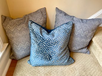 Decorative Throw Pillows (3)