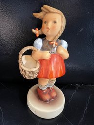 Vintage M.I. Hummel Goebel 'Little Shopper' Girl With Basket Porcelain Figurine #96