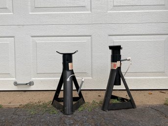 Pair - Jack Stands