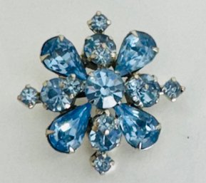 VINTAGE SILVER TONE BLUE RHINESTONE BROOCH