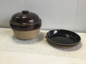 Early Brown Ware Pic Plate And Dutch Oven