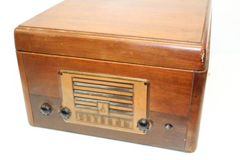 Vintage Emerson Phonoradio
