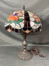 Tiffany Style Stained Glass Table Lamp 1985 PST Cast Metal Base 19in