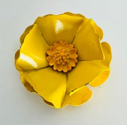 VINTAGE YELLOW ENAMEL FLOWER BROOCH