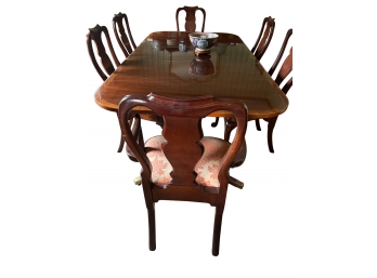 Gorgeous Dining Room Table And 8 Chairs