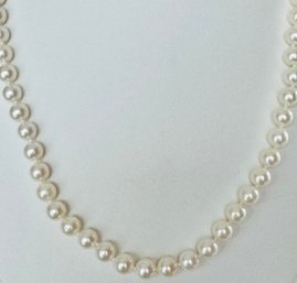 BEAUTIFUL CLASSIC 18' PEARL NECKLACE 14K CLASP