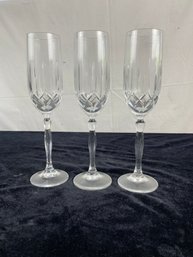 Galway Fluted Champagne Glasses King's Court Pattern