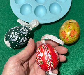 VTG Easter Eggs-hand Paintedcarved, Woodceramicpaper Mache?