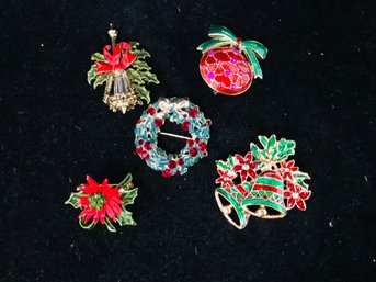 Holiday Brooch Lot