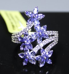 Contemporary Never Worn Sterling Silver Ring Size 7 Tanzanite Floral Form