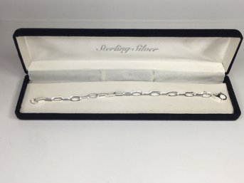 Beautiful 925 / Sterling Silver Paperclip Bracelet - Great Gift Item - Brand New - Made In Italy - NICE !