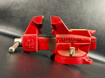 A Multi-Purpose Heavy-Duty 4.5' Bench Vise In Cast Iron By Craftsman