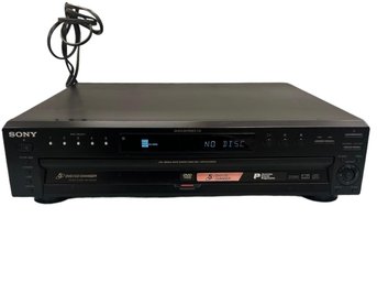 Sony CD/ DVD Player DVP-NC655P