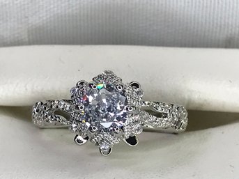 Fantastic Brand New 925 / Sterling Silver Engagement Style Ring With Sparking White Zircons - Very Nice !