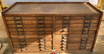 Vintage Globe Wernicke Multi Drawer Flat File