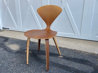 (2 OF 2)IN THE STYLE OF MID CENTURY MODERN CHURNER BENTWOOD DINING CHAIR