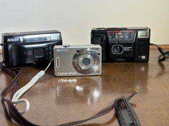 Assorted Vintage Cameras
