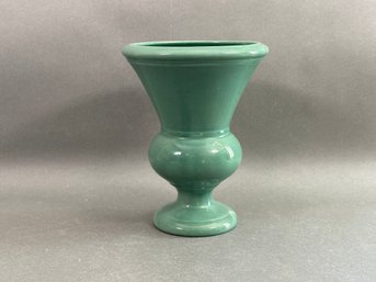 Collectible Vintage Haeger Pottery Vase In Green