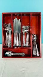 Pfaltzgraff Winterberry Flatware Set