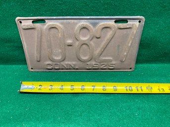 Antique 1925 Connecticut Automobile Steel License Plate. 70-827. Yes Shipping.