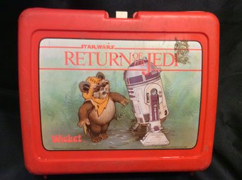 Vintage 1983 Star Wars Return Of The Jedi Wicket/R2D2 Plastic Lunchbox - K