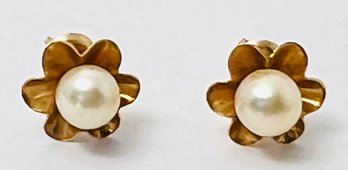 VINTAGE 14K GOLD PEARL FLOWER FORM EARRINGS