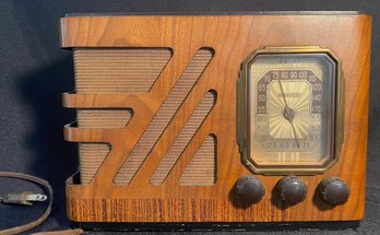 Wood Cased Philco Electric Radio